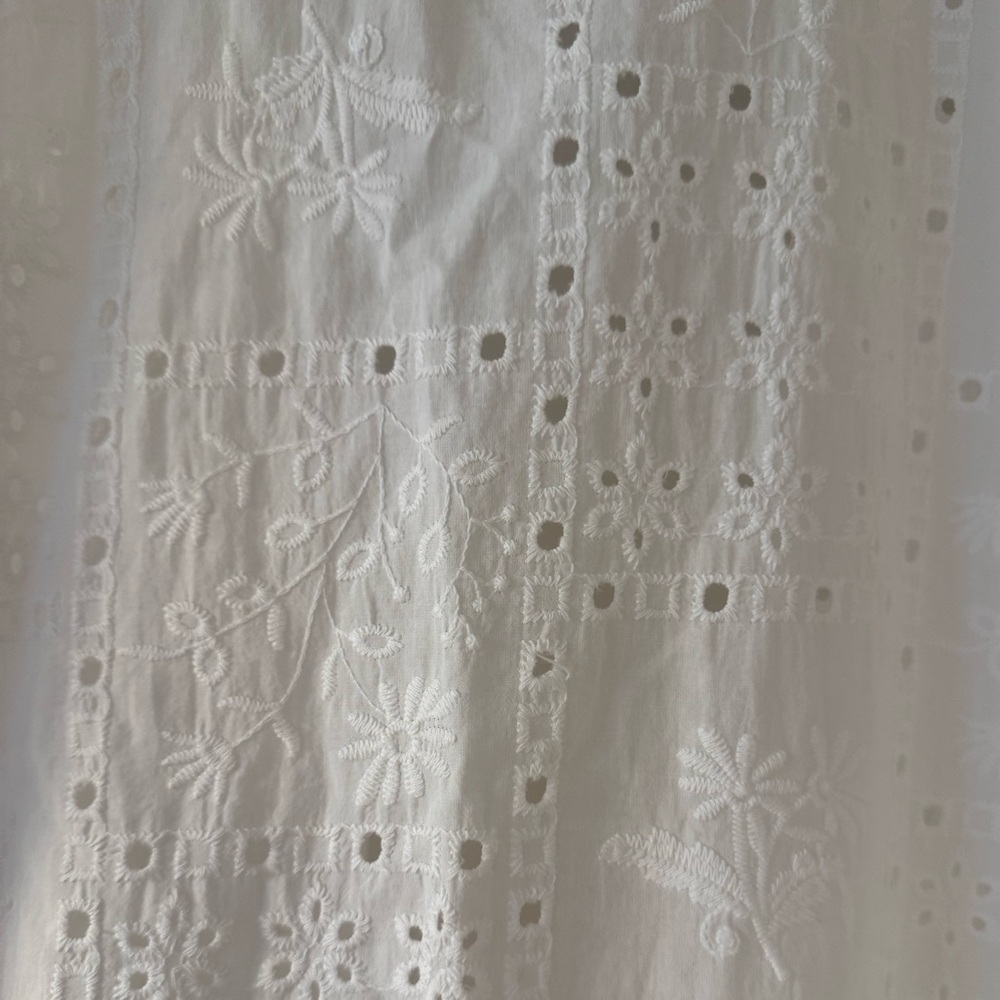 Loft Floral Eyelet White Button-Down Shirt - Picture 3 of 5